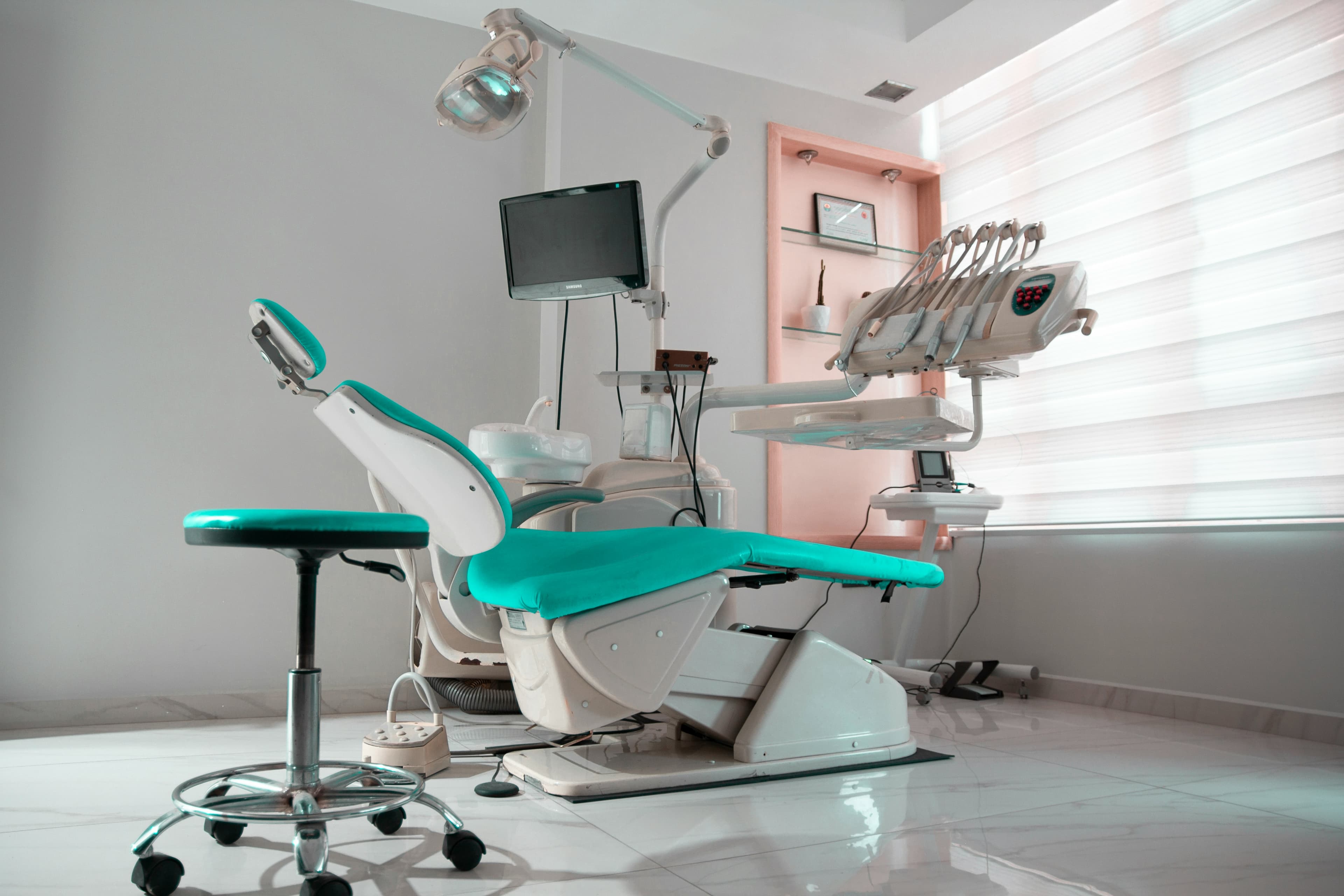Modern Imaging Solutions For Dental Clinics